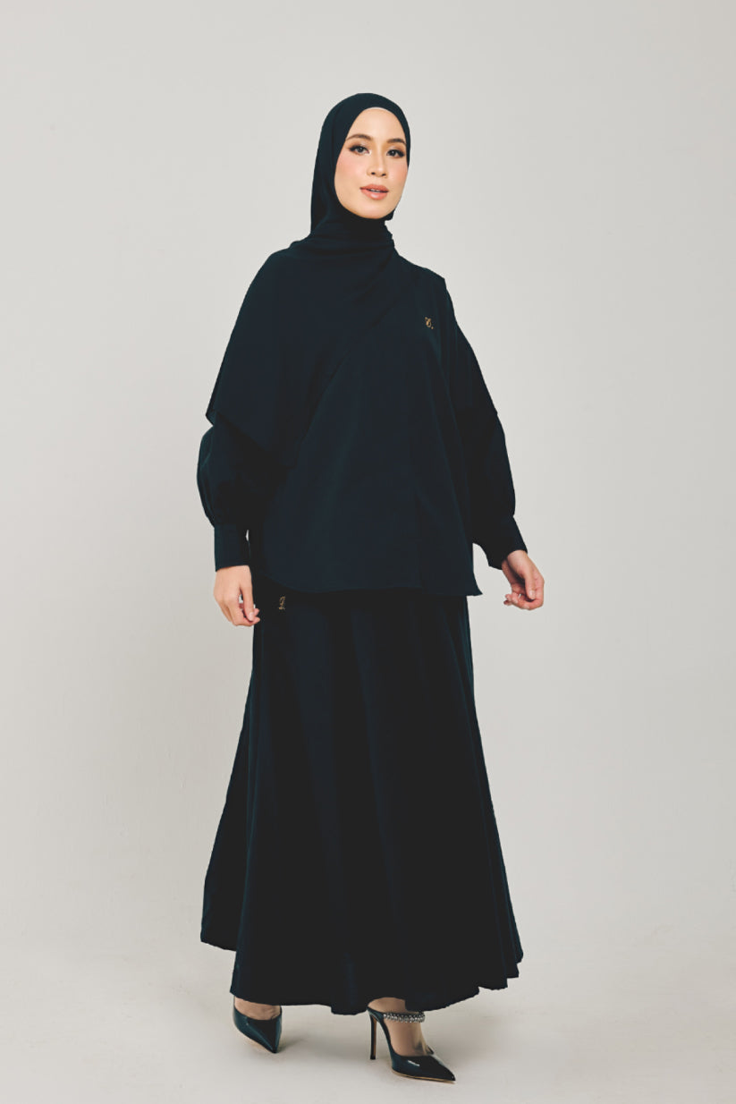 EASE Collection – Black Blouse