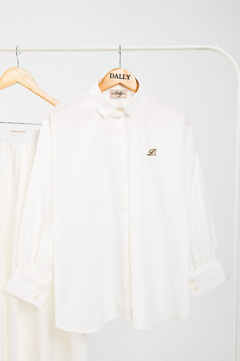 EASE Collection – White Blouse